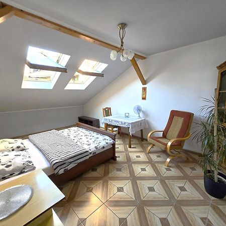 Old Town Apartament Przemysl Ngoại thất bức ảnh